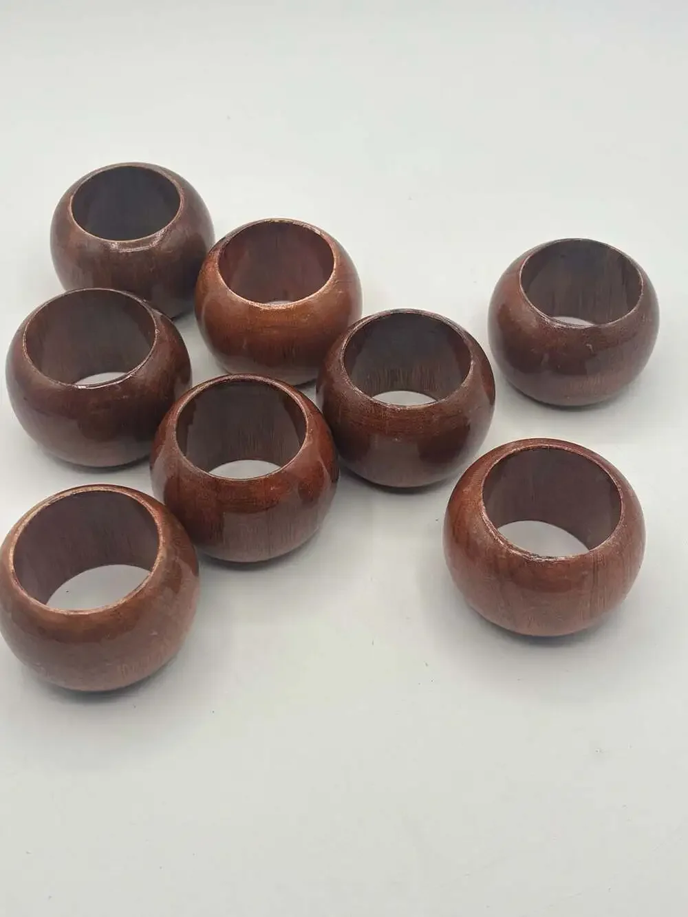Vintage Handcrafted Polished Wood Grain Round Napkin Rings Set of 7